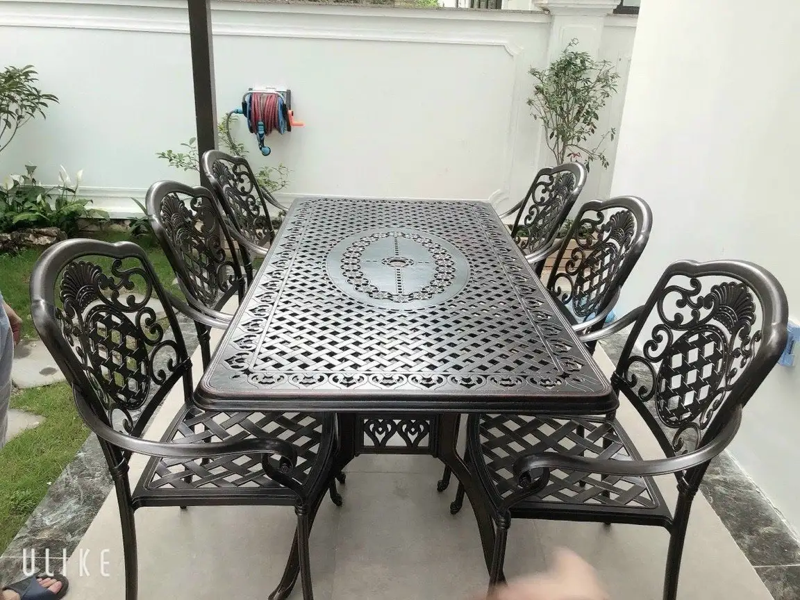 Bàn Ghế Nhôm Đúc Ngoài Trời