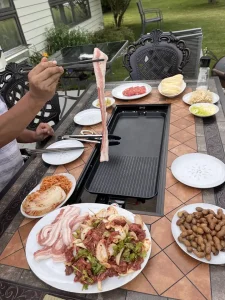 Bàn Ghế Nhôm Đúc Sân Vườn Có Bếp Nướng