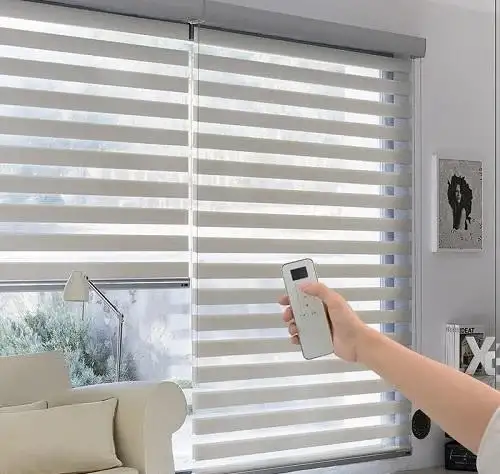 Rèm cầu vồng tự động